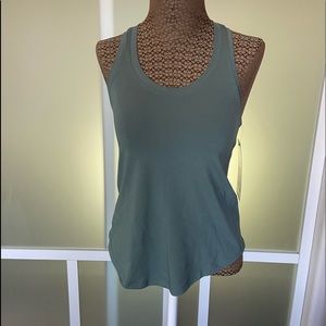 NWT LULULEMON LOVE TANK GREEN SIZE 2